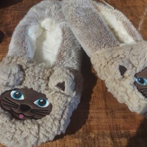 NWT CUTE CAT FACE SLIPPER SOCKS